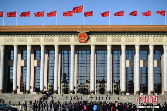 人大會議今開幕 李克強首份政府工作報告引關注1