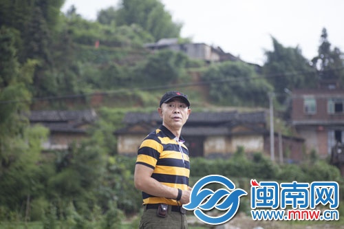 段軍東