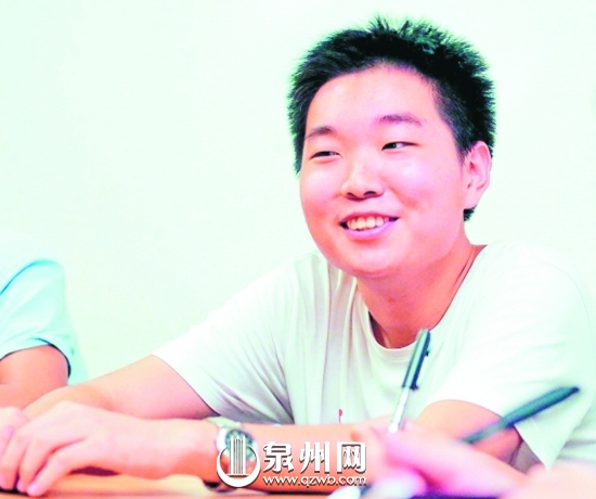 張昊文